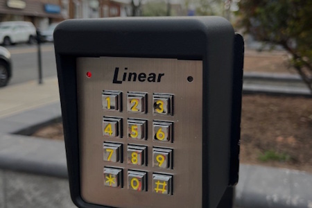 Keypads & Video Intercoms